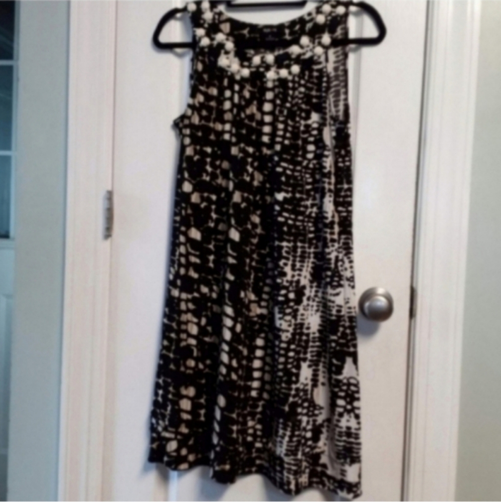 Style & Co's Black and White Pattern Midi Dress. SZ M Jewels Detail Career